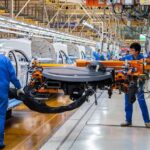 China Factory Activity Slows in October, Misses Expectations